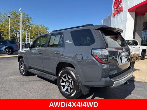 2024 Toyota 4Runner TRD Off Road