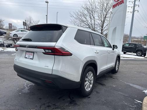 2025 Toyota Grand Highlander XLE