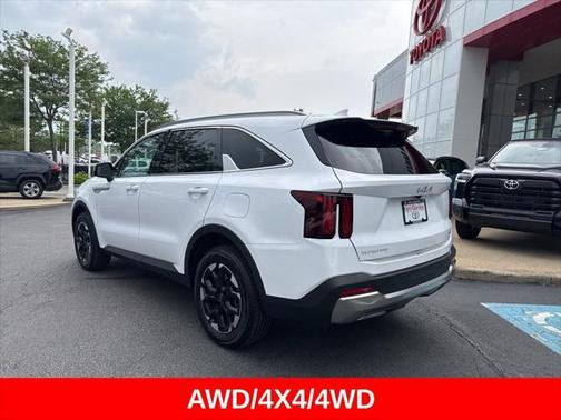 2024 Kia Sorento S