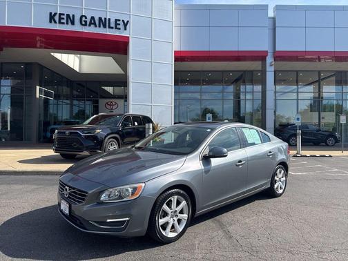 Gray Metallic 2016 Volvo S60 T5 Drive-E Premier