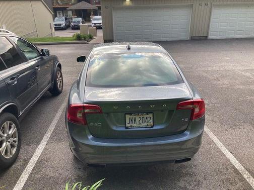 Gray Metallic 2016 Volvo S60 T5 Drive-E Premier