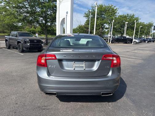 Gray Metallic 2016 Volvo S60 T5 Drive-E Premier