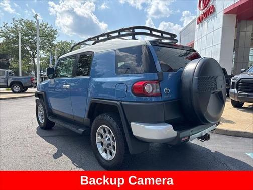 2013 Toyota FJ Cruiser Base