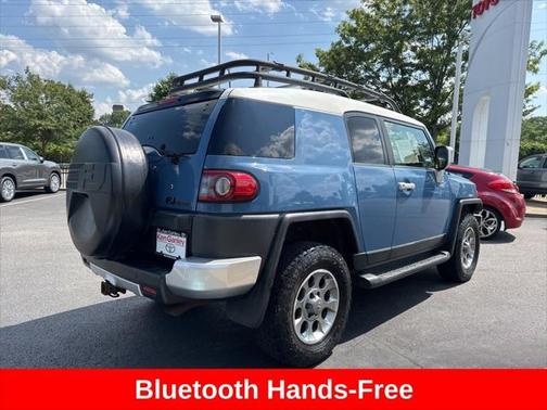 2013 Toyota FJ Cruiser Base