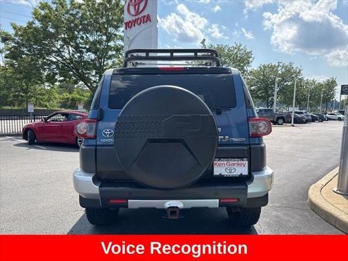 2013 Toyota FJ Cruiser Base