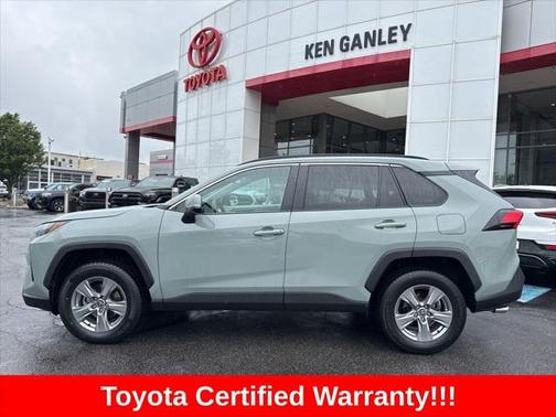 2022 Toyota RAV4 XLE