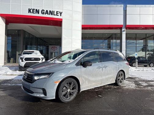 2024 Honda Odyssey Sport
