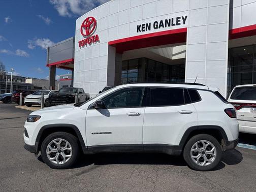 2025 Jeep Compass Latitude