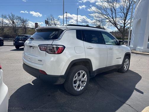 2025 Jeep Compass Latitude