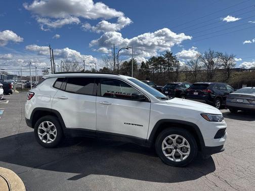 2025 Jeep Compass Latitude