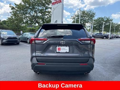 2022 Toyota RAV4 LE