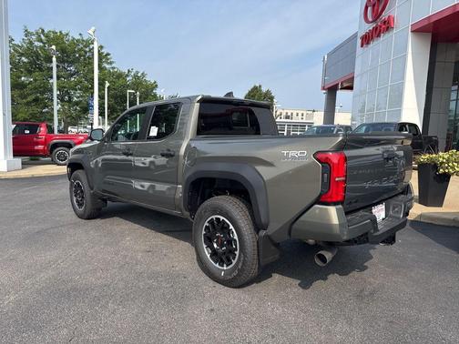 2025 Toyota Tacoma TRD Off Road