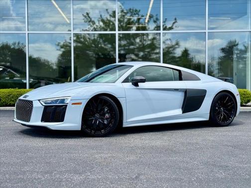 2017 Audi R8 5.2 V10 plus