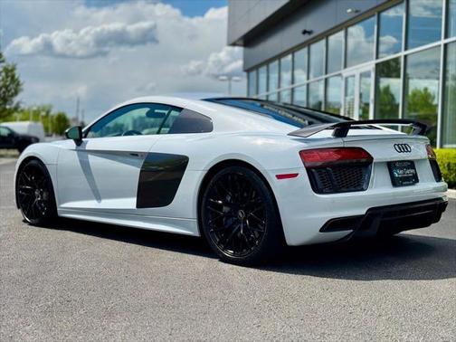 2017 Audi R8 5.2 V10 plus