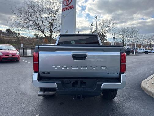 2025 Toyota Tacoma TRD Off Road