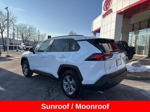 2025 Toyota RAV4 XLE