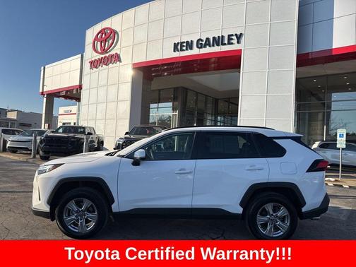 2025 Toyota RAV4 XLE