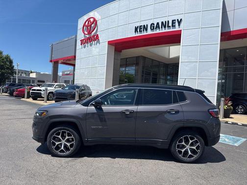 Baltic Gray Metallic Clearcoat 2024 Jeep Compass Limited