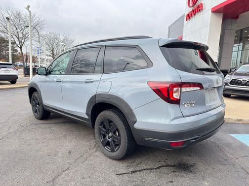 2022 Honda Pilot AWD TrailSport