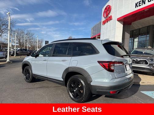 2022 Honda Pilot AWD TrailSport