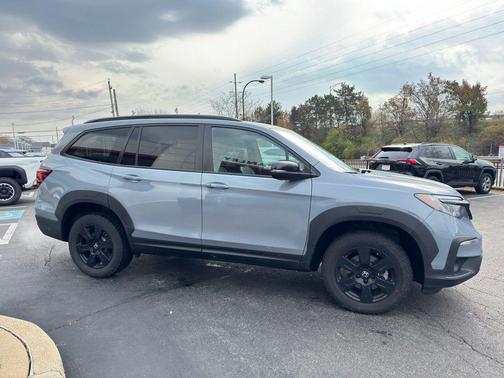 2022 Honda Pilot AWD TrailSport