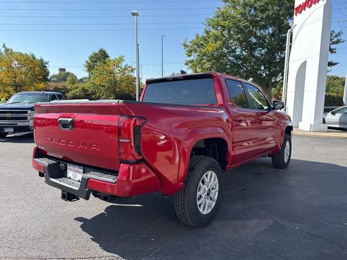 2025 Toyota Tacoma SR5