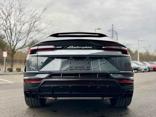 2024 Lamborghini Urus S