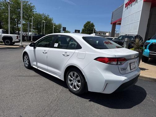 Ice 2026 Toyota Corolla LE