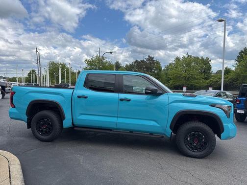 Wave_Maker 2026 Toyota Tundra Hybrid TRD Pro