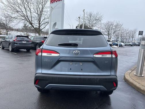 2025 Toyota Corolla Cross LE