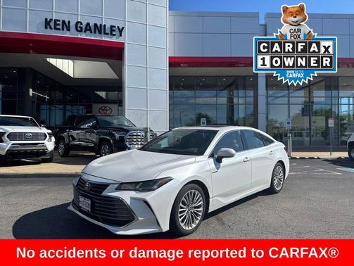 Pearl 2019 Toyota Avalon Hybrid Limited