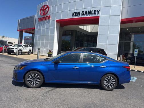Bluestone Pearl 2025 Nissan Altima 2.5 SV