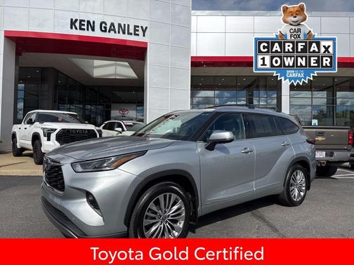 2025 Toyota Highlander Hybrid Platinum