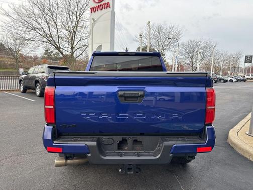 2025 Toyota Tacoma TRD Off Road