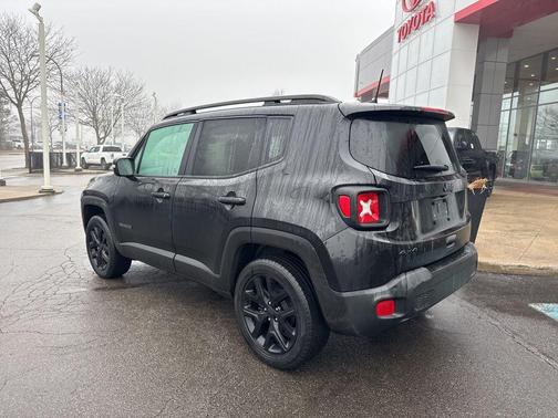 2022 Jeep Renegade Altitude