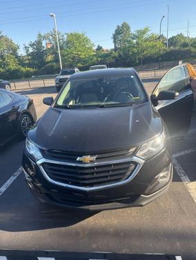 Mosaic Black Metallic 2019 Chevrolet Equinox LS