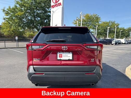 2022 Toyota RAV4 LE