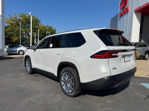 2026 Toyota Grand Highlander Platinum