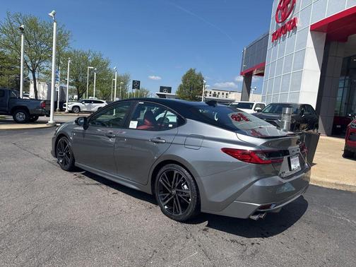 Heavy Metal with Midnight Black Metallic roof [extra_cost_color] 2026 Toyota Camry