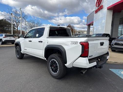 2025 Toyota Tacoma TRD Off-Road
