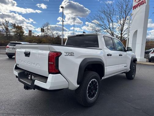 2025 Toyota Tacoma TRD Off-Road