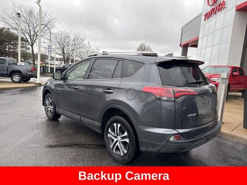 Magnetic Gray Metallic 2018 Toyota RAV4 LE