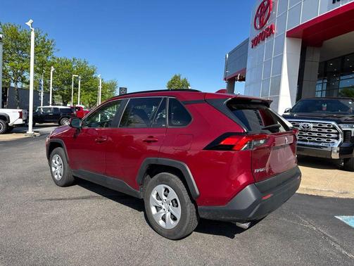Ruby Flare Pearl 2019 Toyota RAV4 LE