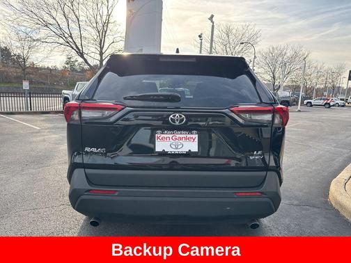 2025 Toyota RAV4 Hybrid LE