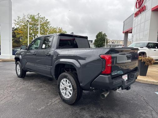 2025 Toyota Tacoma SR