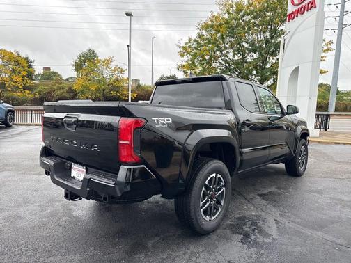 2025 Toyota Tacoma TRD Sport