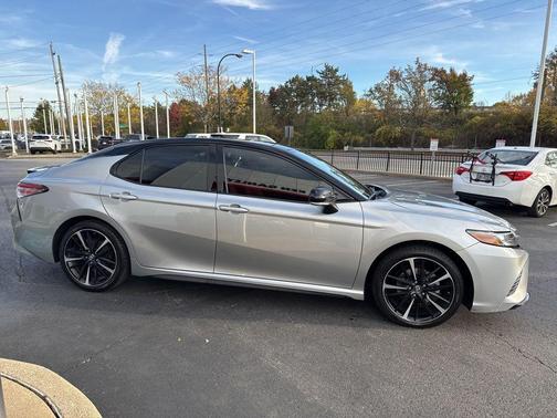 2019 Toyota Camry XSE