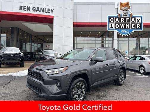 2022 Toyota RAV4 Hybrid XLE Premium