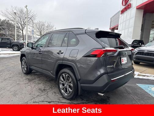 2022 Toyota RAV4 Hybrid XLE Premium