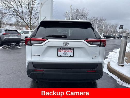 2025 Toyota RAV4 Hybrid LE